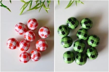 Round Wooden Printed Beads - Red+White & Green+Black Ribbon - 16mm