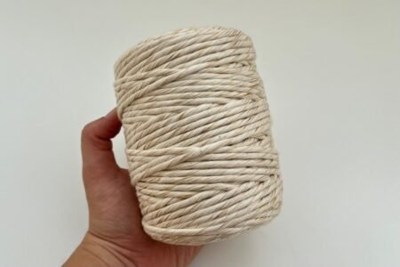 Single Ply 4MM - Off-white With Gold Zari